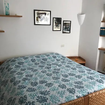 Guest house Molara